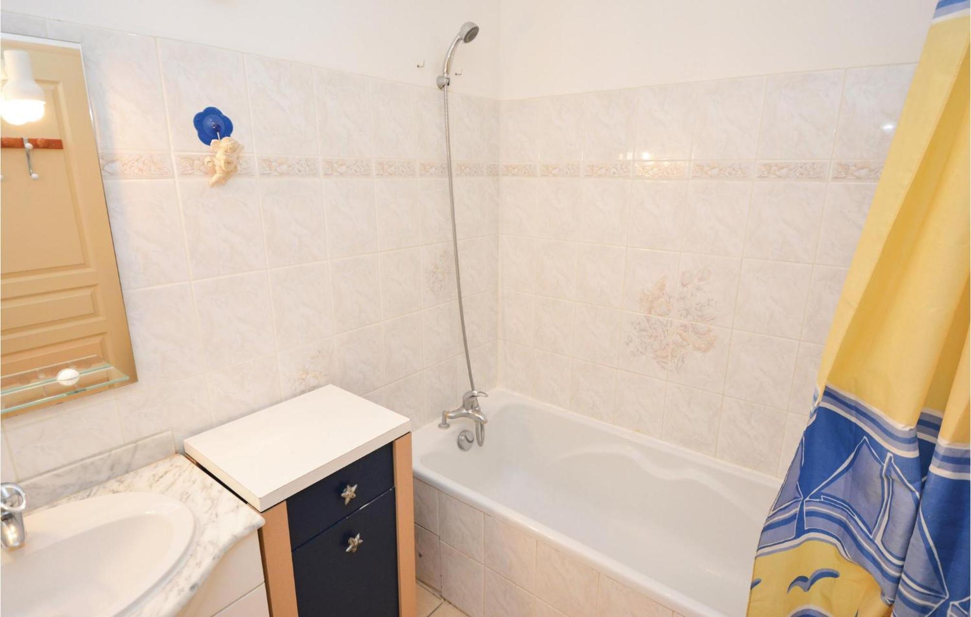 3 Bedroom Beautiful Home In Pignan Экстерьер фото